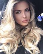 Melissa Alessia (@melissa_alessia)