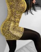 Monika in a bodycon dress and thick tights