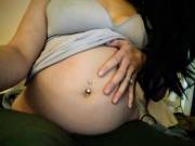 "I want you to come over and let me touch your belly" says (secretly) deadass every basic hot dude who'd 'so not be into that'