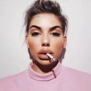 Smoking hot lips (Sindyniklasson)