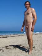 M33 5'9' 175lbs, nude with face unembarrassed