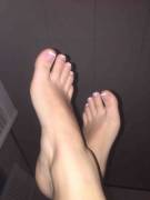 (f)irst time posting. fresh toesies !