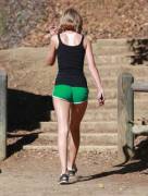 Taylor Swift in green shorts