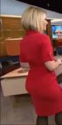 Can we take a minute to appreciate Today Show's Dylan Dreyer's fantastic butt