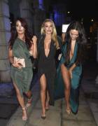 Jessica Hayes and Charlotte Dawson [Album in Coments]