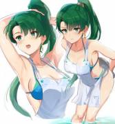 Lyndis wearing an Apron