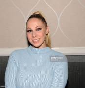 Gianna at the 2016 Chiller Theater Expo (XPost from r/PornstarFashion)