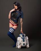 R2D2's hot friend