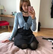 Upvote for a blowjob video in your DMs ^^