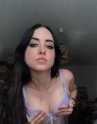 upvote for a free nude