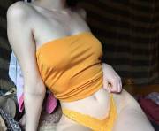 upvote to see this but nude ! comments