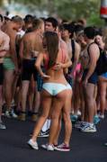 Undie run (via r/amateurasses)