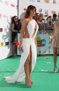 Anna Sedakova (Ukrainian) on the green carpet at "Muz-TV 2013"