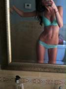 Looking pretty petite in these, no?