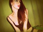 lolamuah (23 years) (profile and cam in comments)