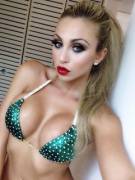 Lipsticks and Diamonds to the Beach (from /r/DSLs)