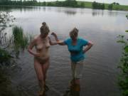 She doesn't mind being naked with her mom