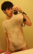Stark Detail under a Wet Tshirt (X-post from lbgw. Appreciation for a bi guy?)