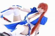 Kasumi... does anyone know who the cosplayer is?
