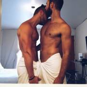 A shoulder to kiss on