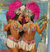 Dannita & Nadinne Bruna (Argentine Sisters)