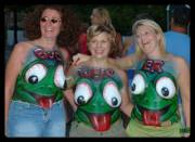 What do MiLFs drink? Bud-weis-er!