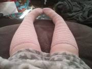 I should probably pick up those blankets like a good girl, but I'd rather snuggle on my kitty bed with my blankie <3