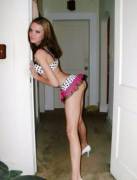 She even got the shoes right.