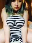 [F] How do you all like my new dress?