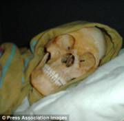 She really loves to bone [Xpost from /r/halloweenporn and /r/wtf]