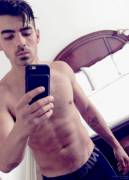 Joe Jonas - American Singer &amp; Actor