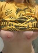 (F)riend told me I should post here. My favorite vermillion. Let me pikachu?