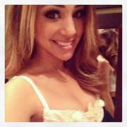 Danielle Lo (daniellelo)