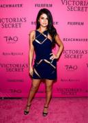 Selena Gomez dressed like a goddamn streetwalker