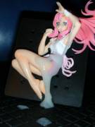 Semen on Figure: Lacus