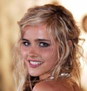 Isabel Lucas