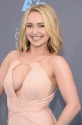 Hayden Panettiere & Her Fat Tits