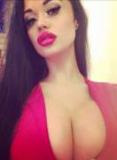 ASX shows her fake lips