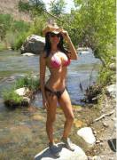 Mary C., NN bikini model. 17 pics