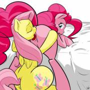 Fluttershy and Pinkie Pie oral action [F/F] (artist: caldark)