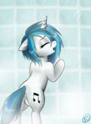 [Vinyl Scratch] [Solo] Vinyl in the Shower