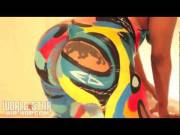 Cubana Lust doing booty art