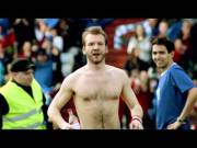 [Video] Caprice appears in an Austrian soft drink commercial, doing what she does best